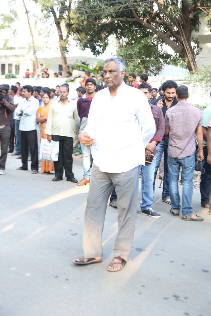 Akkineni Nageswara Rao Condolences Photos - 116 / 450 photos