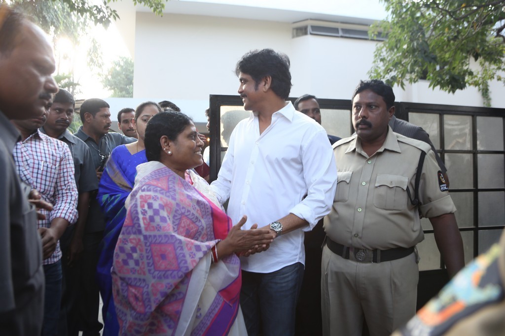 Akkineni Nageswara Rao Condolences Photos - 121 / 450 photos