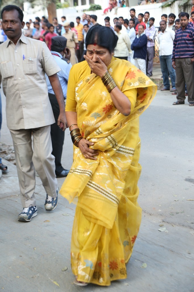 Akkineni Nageswara Rao Condolences Photos - 124 / 450 photos