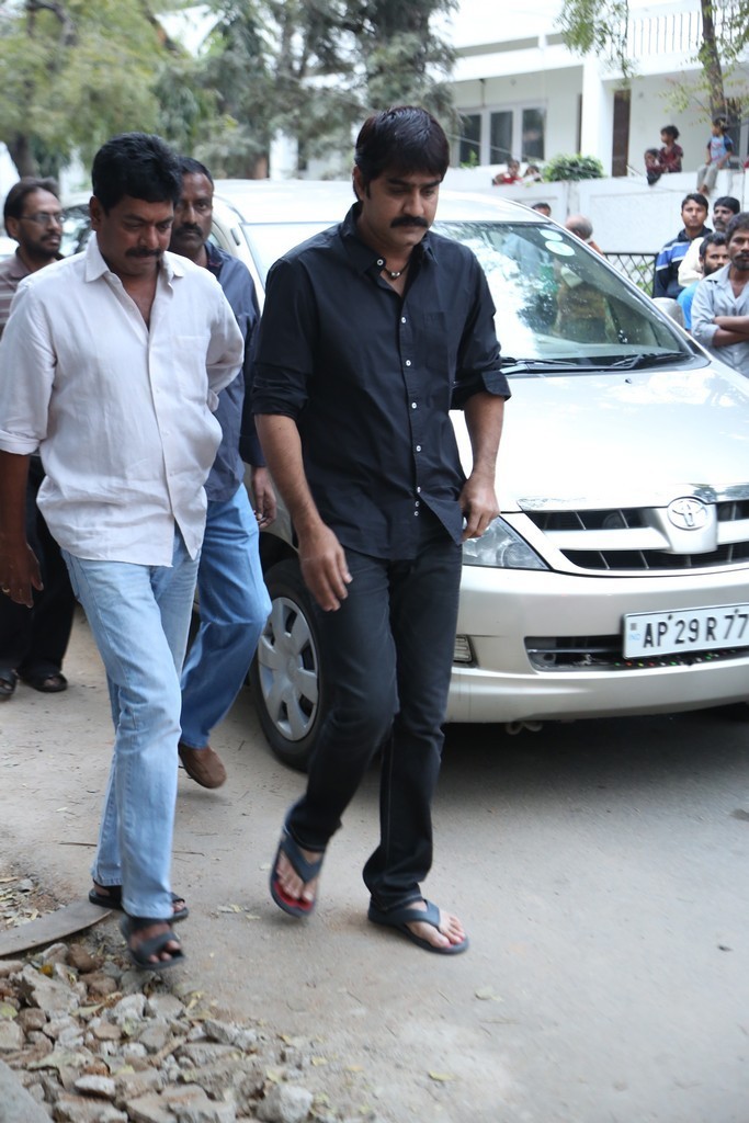 Akkineni Nageswara Rao Condolences Photos - 194 / 450 photos