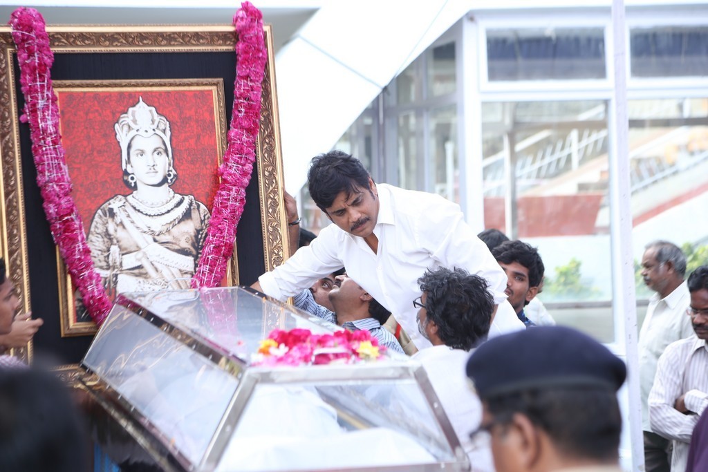 Akkineni Nageswara Rao Condolences Photos - 200 / 450 photos