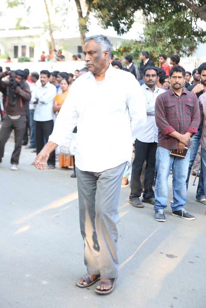 Akkineni Nageswara Rao Condolences Photos - 208 / 450 photos