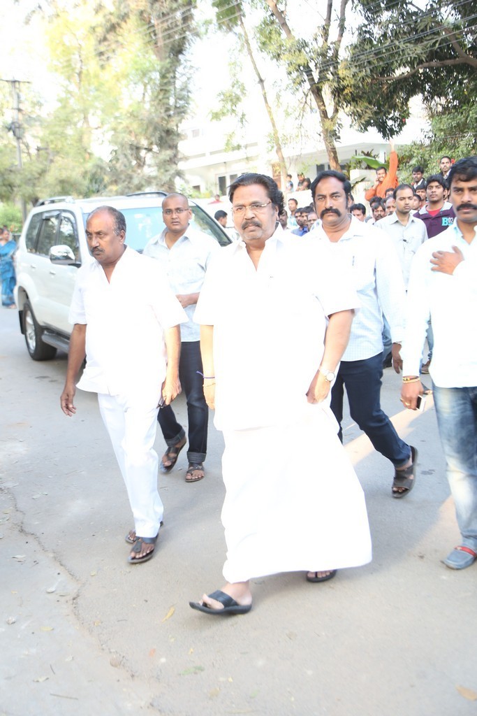 Akkineni Nageswara Rao Condolences Photos - 305 / 450 photos