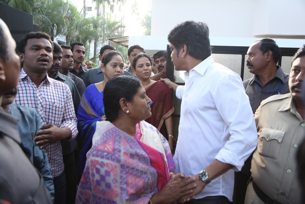 Akkineni Nageswara Rao Condolences Photos - 337 / 450 photos