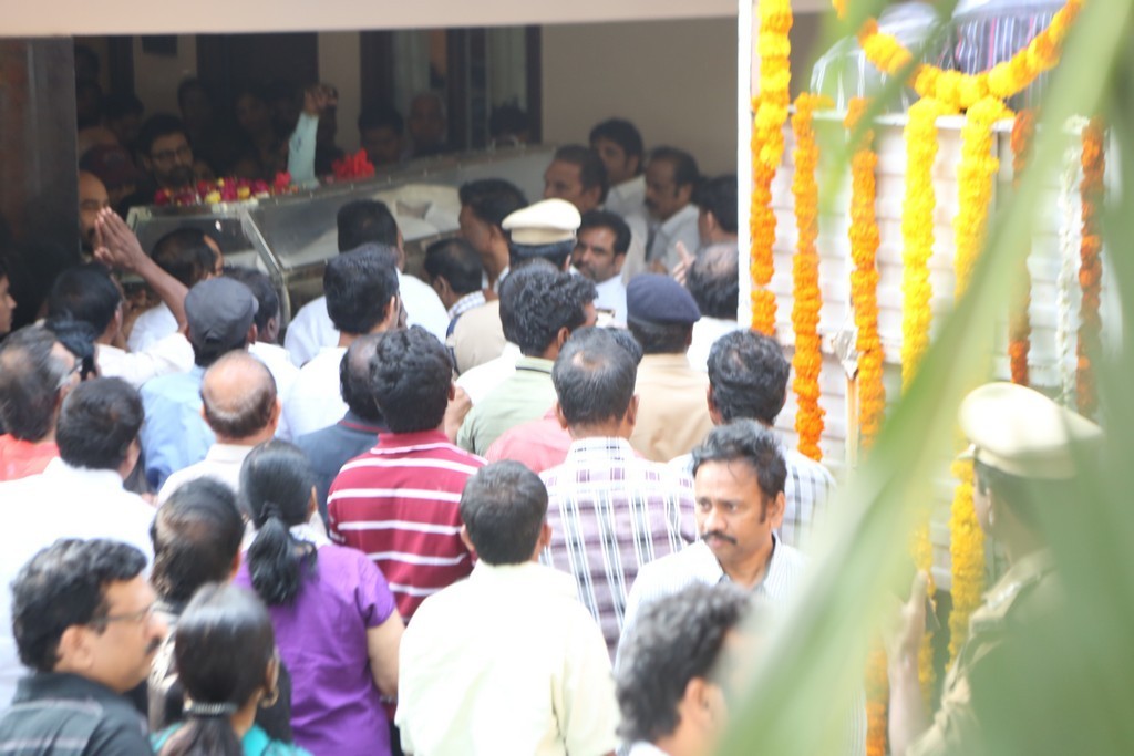 Akkineni Nageswara Rao Condolences Photos - 340 / 450 photos