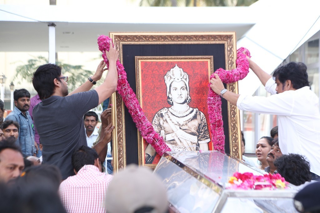 Akkineni Nageswara Rao Condolences Photos - 406 / 450 photos