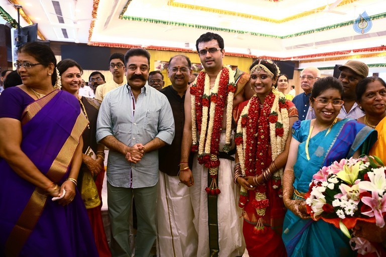 Akshay and Sowmiya Wedding Photos - 5 / 7 photos