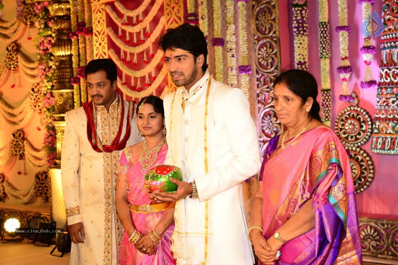Allari Naresh Wedding Photos 01 - 26 / 51 photos