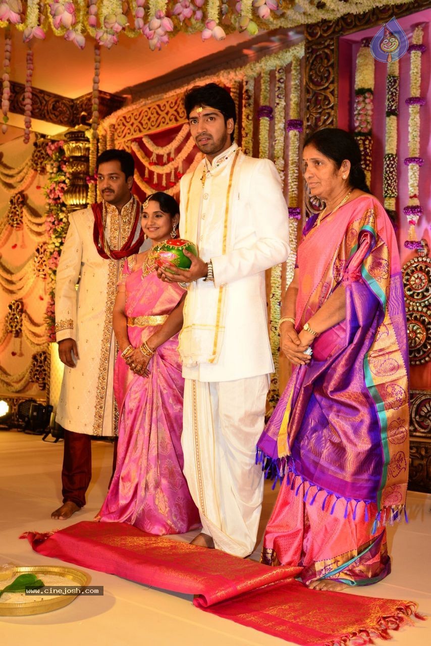 Allari Naresh Wedding Photos 01 - 44 / 51 photos