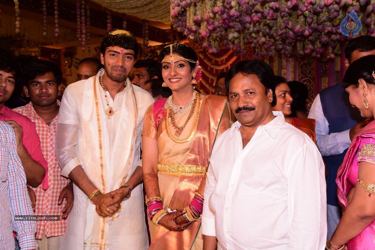 Allari Naresh Wedding Photos 03 - 19 / 227 photos