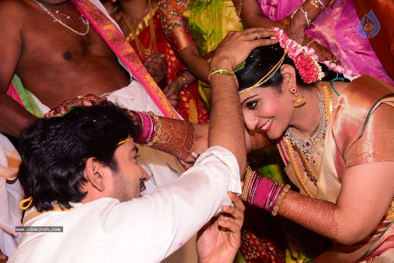 Allari Naresh Wedding Photos 03 - 121 / 227 photos