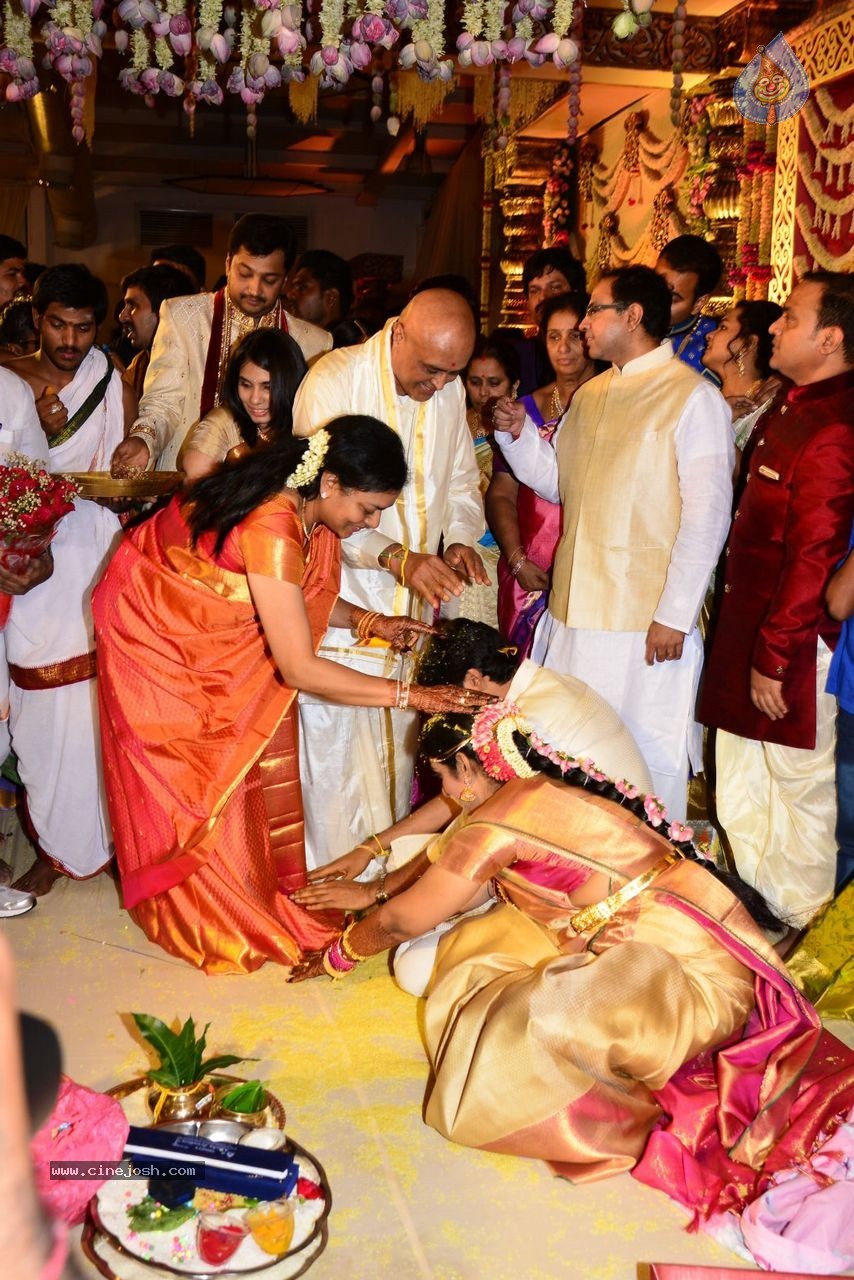 Allari Naresh Wedding Photos 04 - 41 / 59 photos