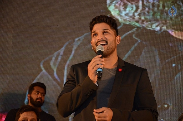 Allu Arjun and SS Rajamouli at Traffic Awareness Event - 38 / 81 photos