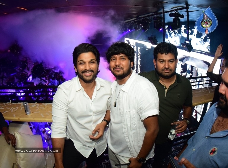 Allu Arjun at Fashion TV and Prism Club White Night Party - 18 / 18 photos