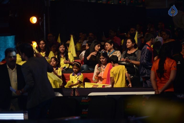 Allu Arjun at PRO Kabaddi League Match Photos - 88 / 102 photos