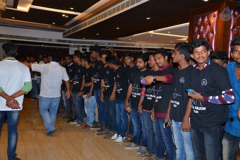 Allu Arjun Birthday Celebrations at FNCC - 2 / 40 photos