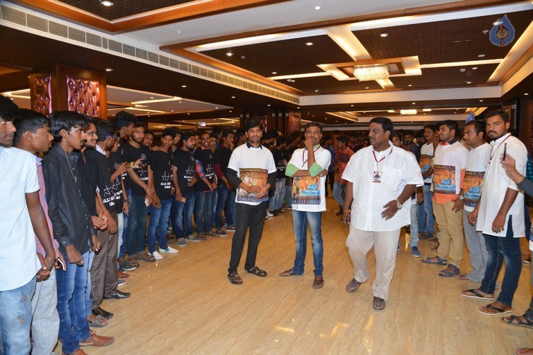 Allu Arjun Birthday Celebrations at FNCC - 17 / 40 photos