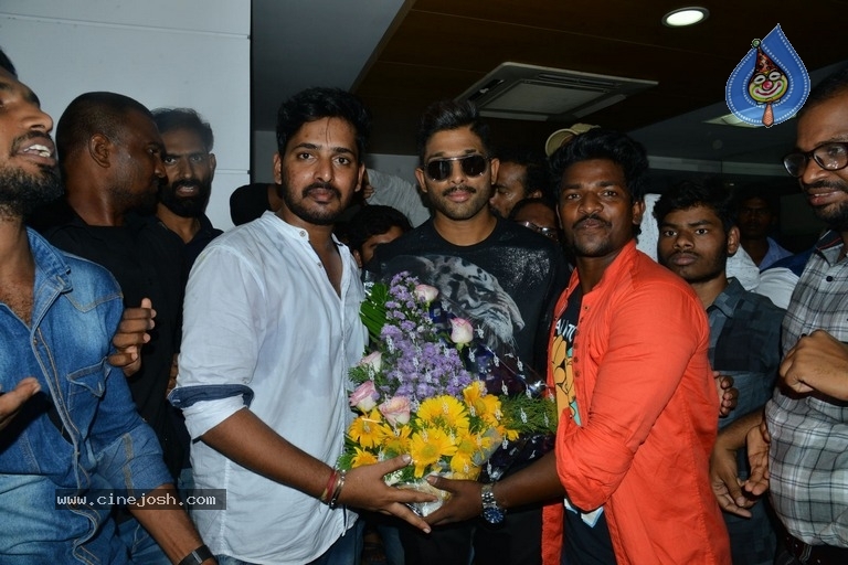 Allu Arjun Birthday Celebrations At Geetha Arts Office - 7 / 15 photos