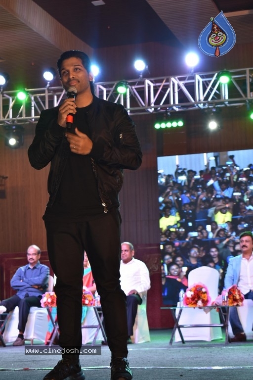 Allu Arjun Felicitated At IKYA FIESTA 2018 - 7 / 7 photos