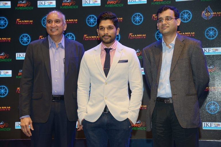 Allu Arjun is Pro Kabaddi Brand Ambassador Photos - 10 / 17 photos