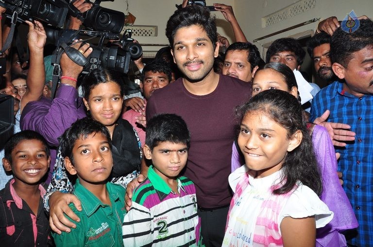 Allu Arjun Photos at Make A Wish Event - 54 / 59 photos