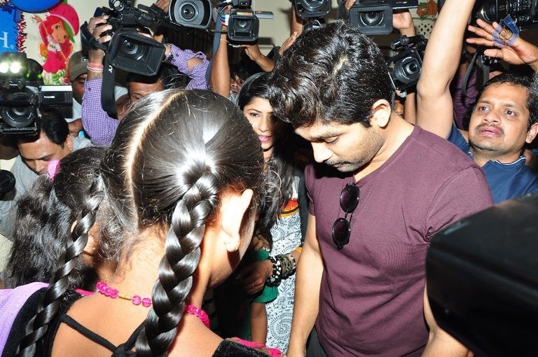 Allu Arjun Photos at Make A Wish Event - 58 / 59 photos