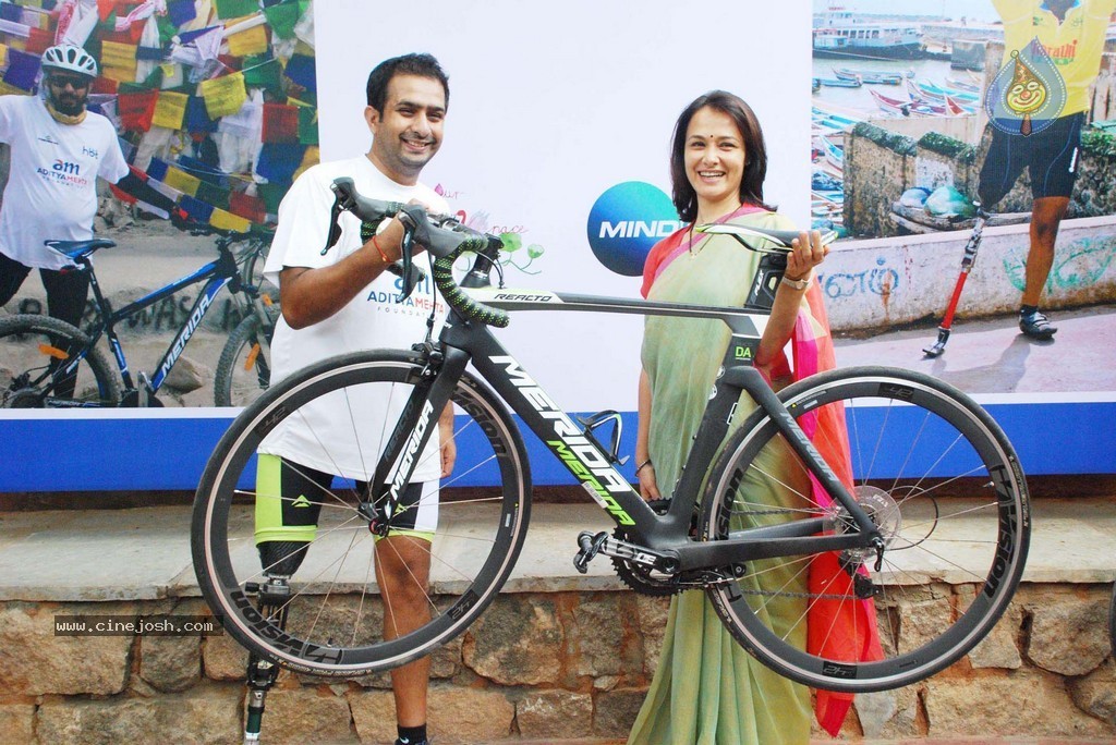 Amala at Aditya Mehta Foundation Event - 12 / 20 photos