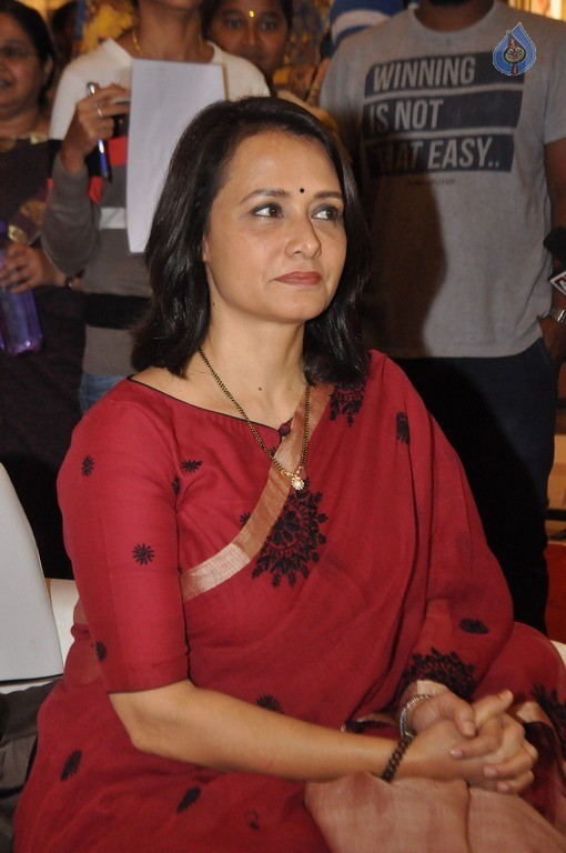 Amala at Artpoetic Exhibition Inorbit Galleria - 22 / 38 photos