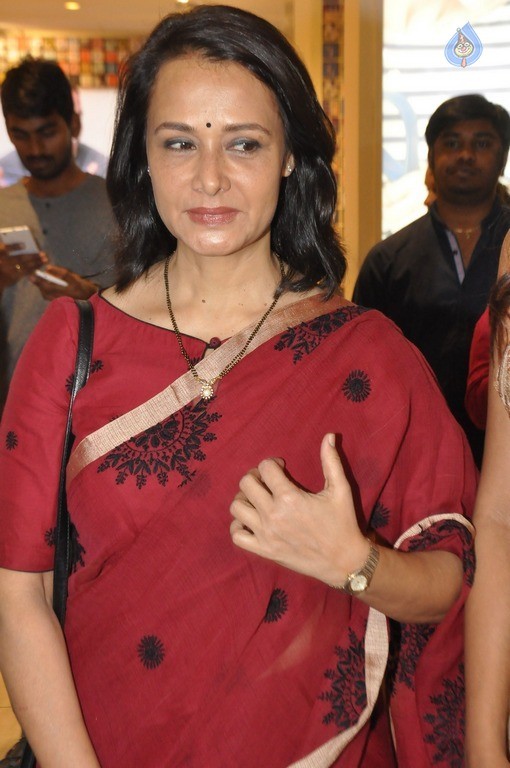 Amala at Artpoetic Exhibition Inorbit Galleria - 38 / 38 photos