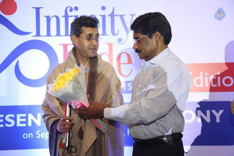 AMF Donation Presentation Event - 59 / 95 photos