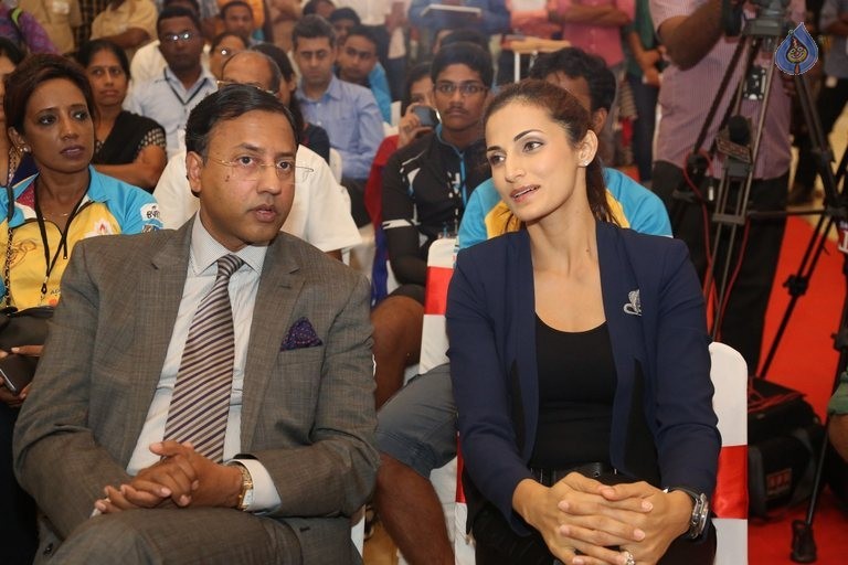 AMF Donation Presentation Event - 67 / 95 photos