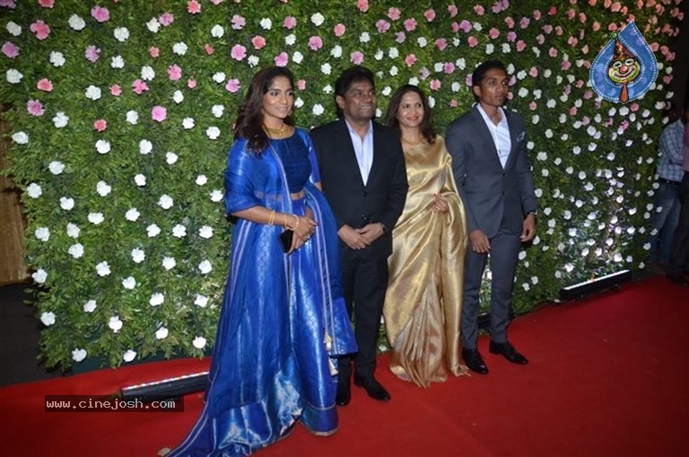 Amit Thackeray Wedding Reception Photos - 25 / 35 photos