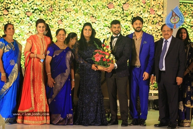 Ananthi And Vinoth Wedding Reception Stills - 2 / 18 photos