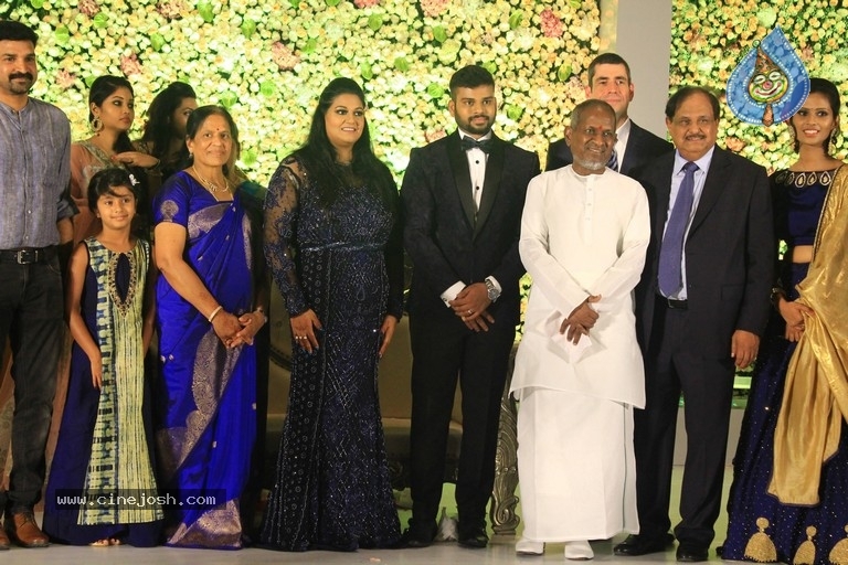 Ananthi And Vinoth Wedding Reception Stills - 13 / 18 photos