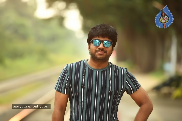 Anil Ravipudi Stills - 2 / 2 photos