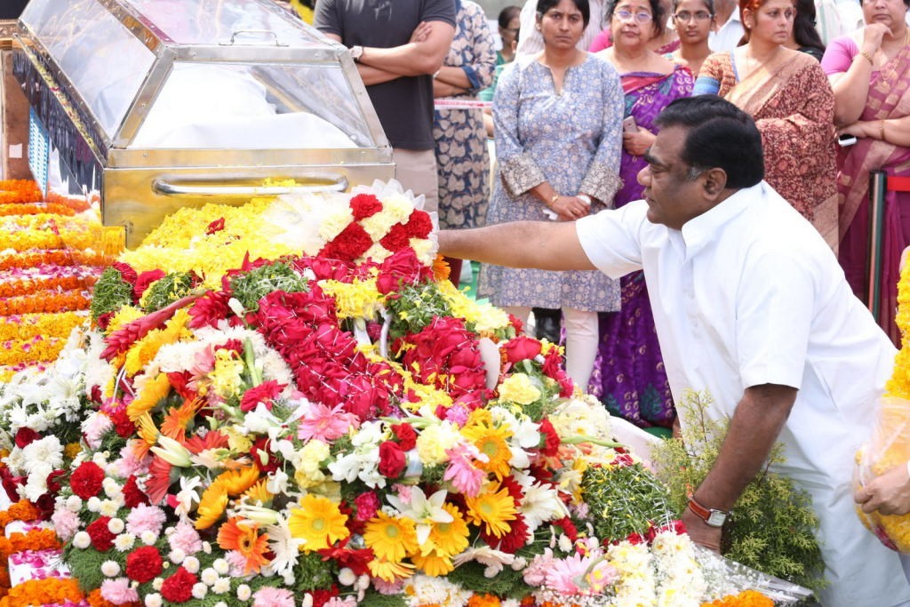 ANR Condolences Photos 03 - 37 / 354 photos