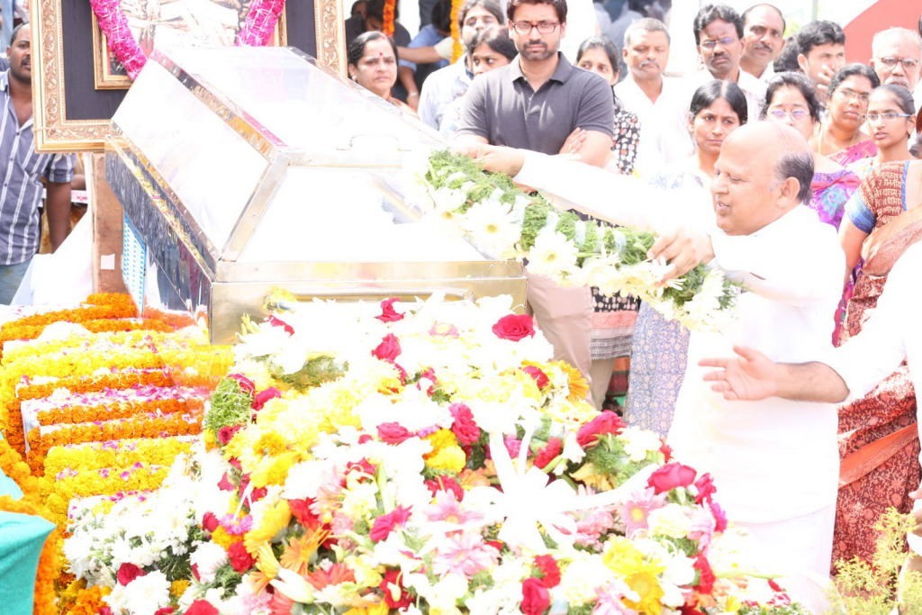 ANR Condolences Photos 03 - 175 / 354 photos
