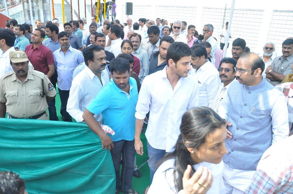ANR Condolences Photos 03 - 260 / 354 photos