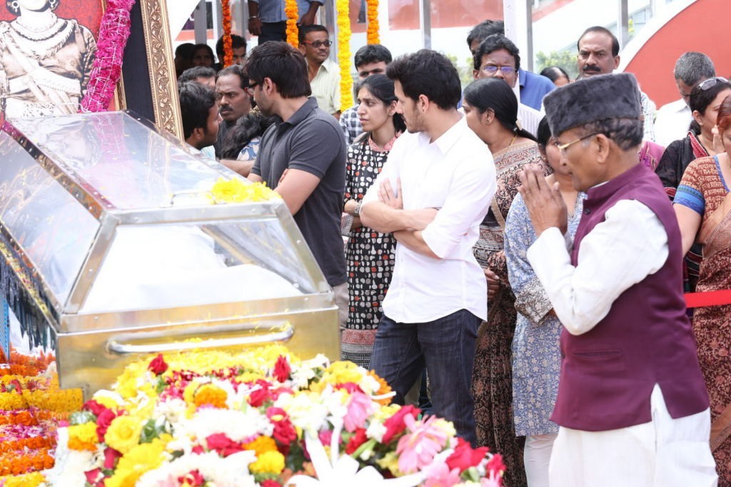 ANR Condolences Photos 03 - 307 / 354 photos