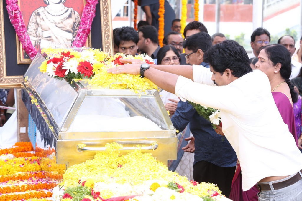 ANR Condolences Photos 04 - 18 / 280 photos