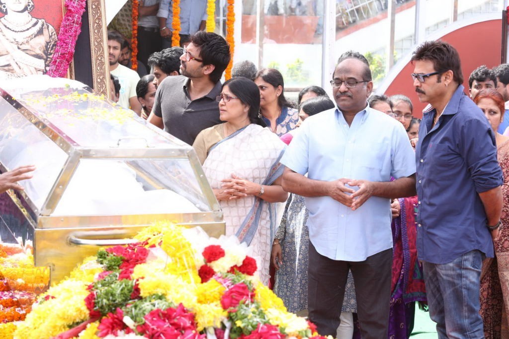 ANR Condolences Photos 04 - 25 / 280 photos