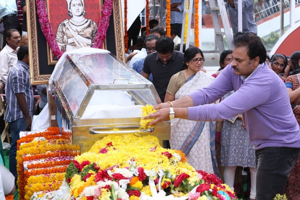ANR Condolences Photos 04 - 55 / 280 photos