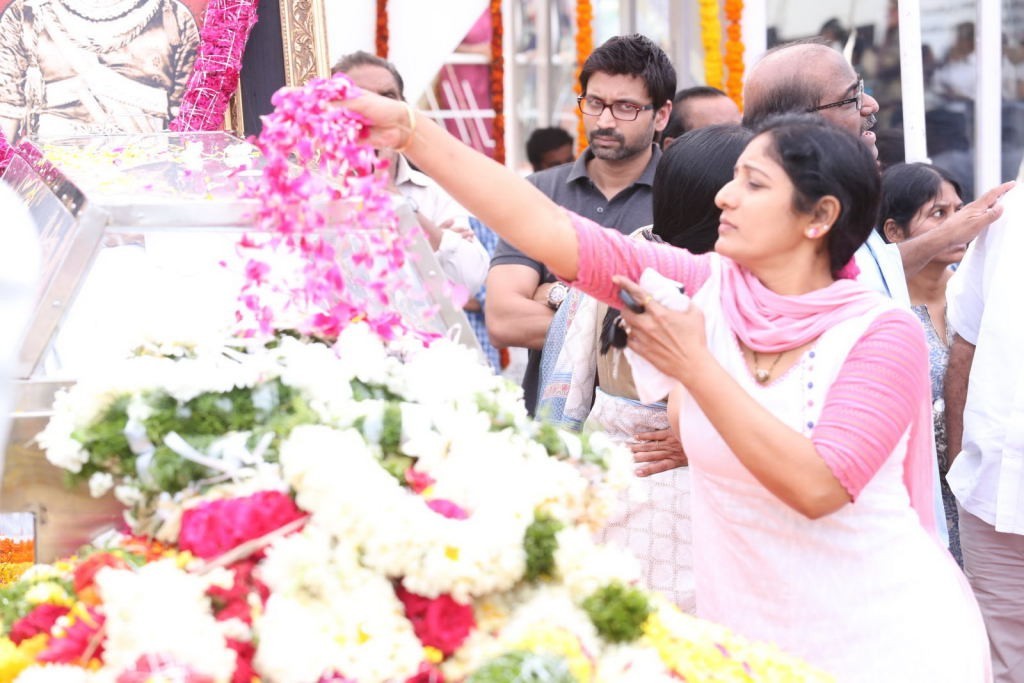 ANR Condolences Photos 04 - 61 / 280 photos