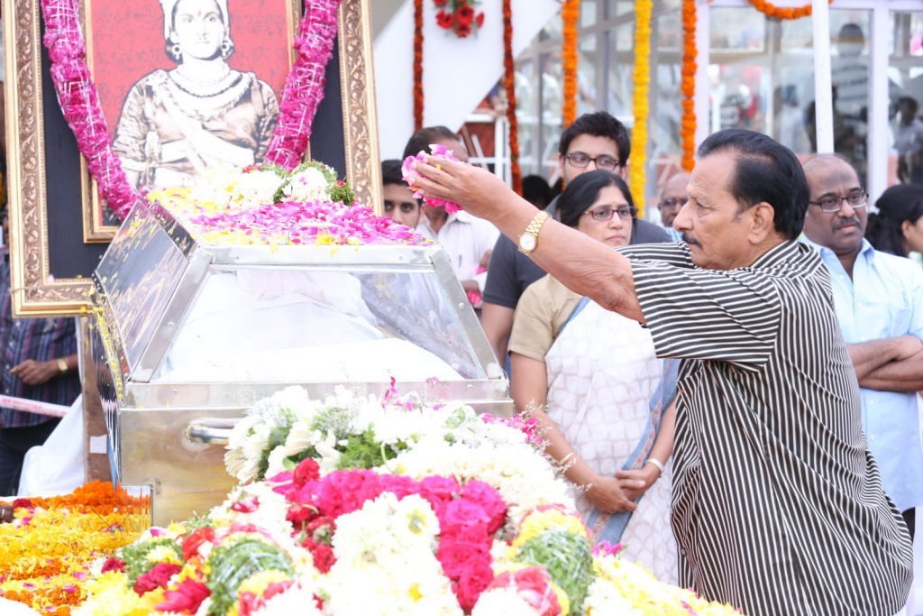 ANR Condolences Photos 04 - 66 / 280 photos