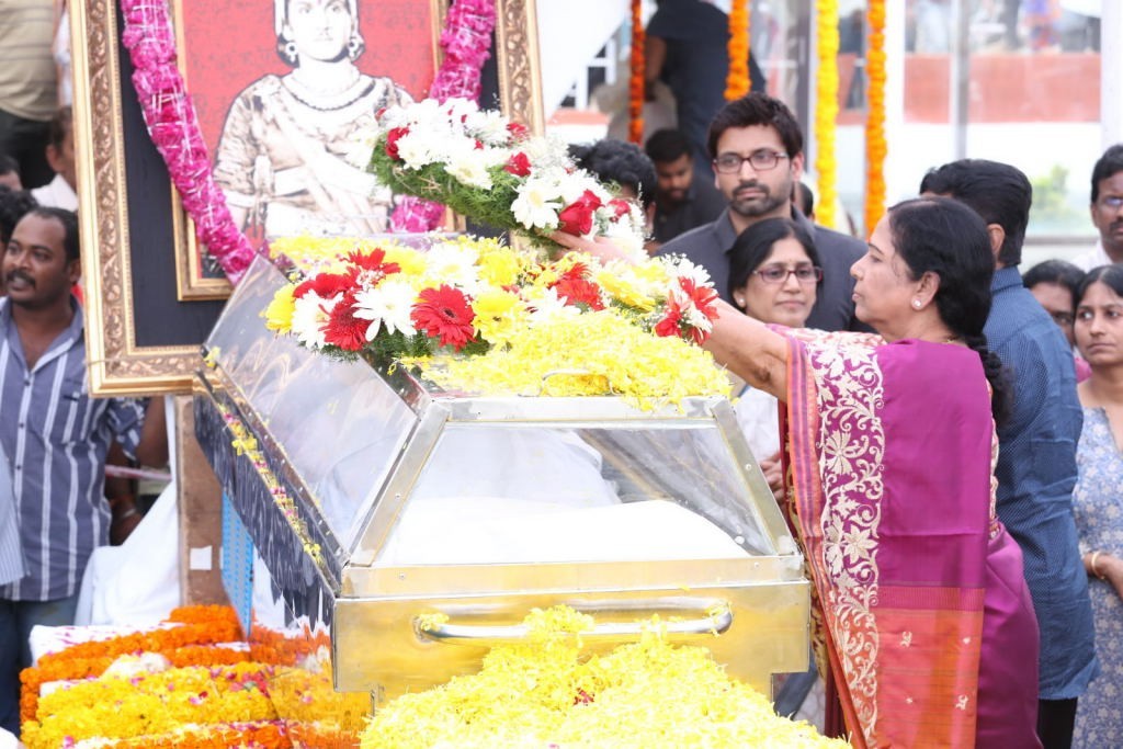ANR Condolences Photos 04 - 76 / 280 photos