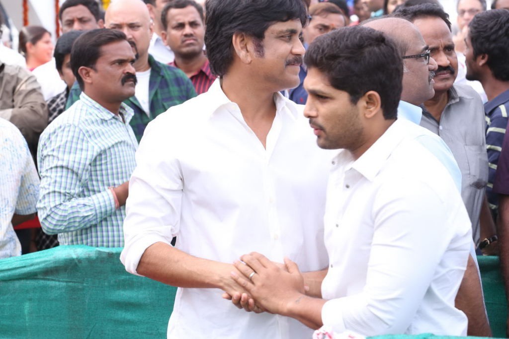 ANR Condolences Photos 04 - 87 / 280 photos