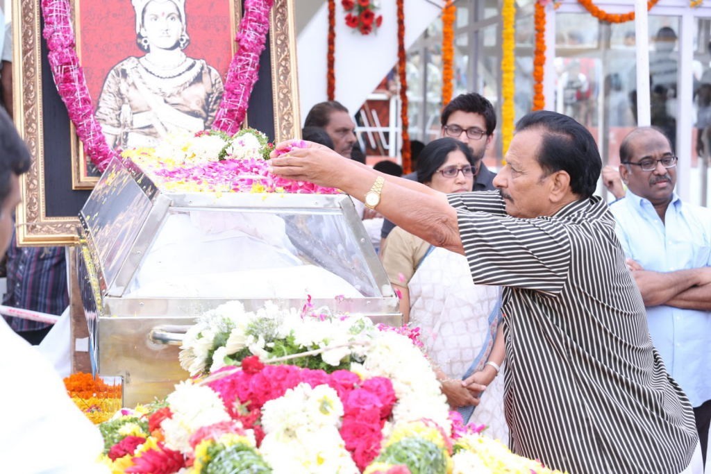 ANR Condolences Photos 04 - 108 / 280 photos