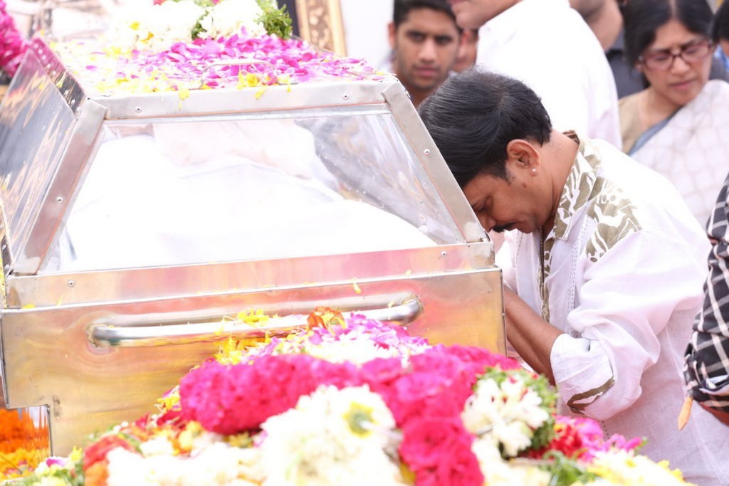 ANR Condolences Photos 04 - 133 / 280 photos