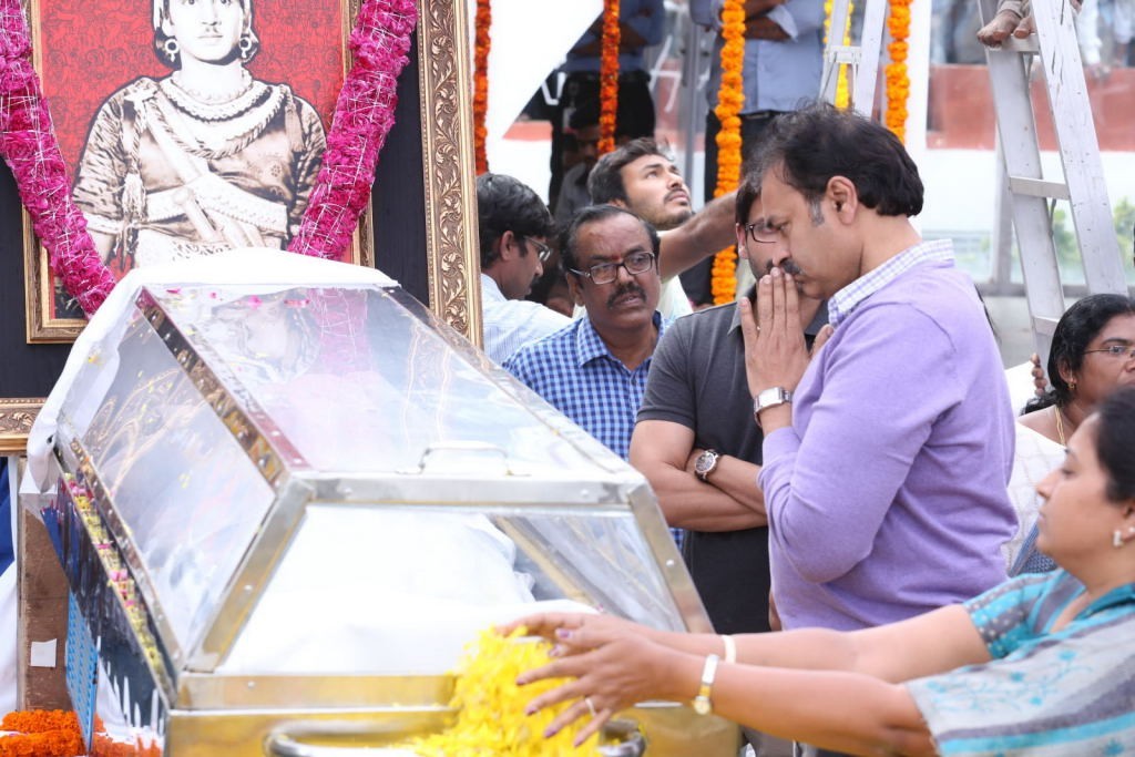 ANR Condolences Photos 04 - 140 / 280 photos