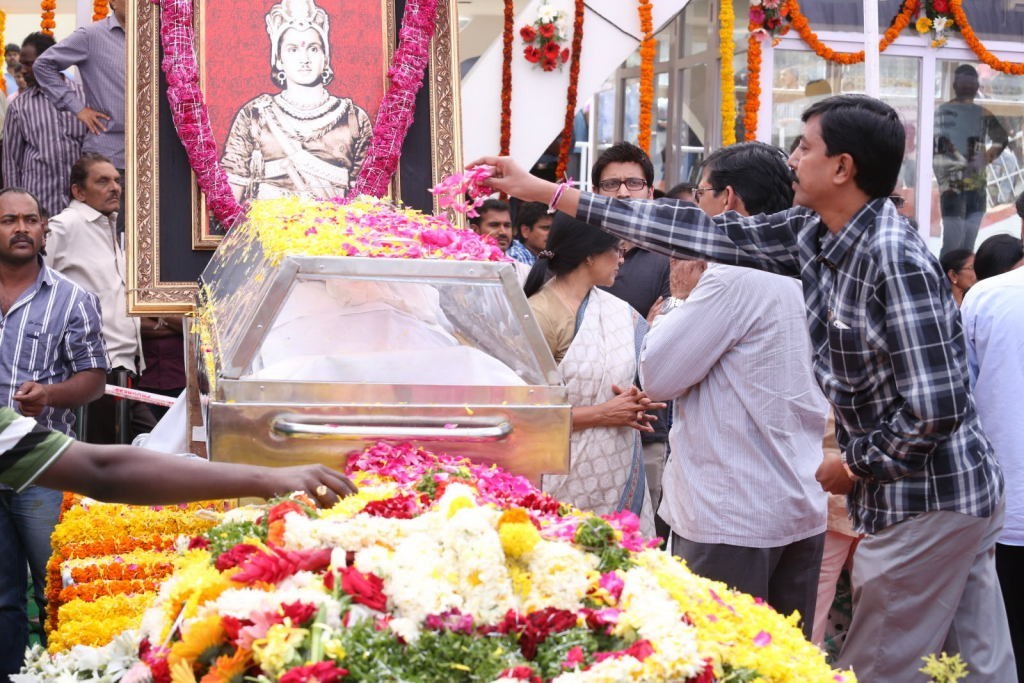 ANR Condolences Photos 04 - 202 / 280 photos